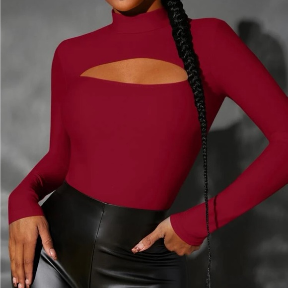 Sexy cutout bodysuit - Picture 10 of 15